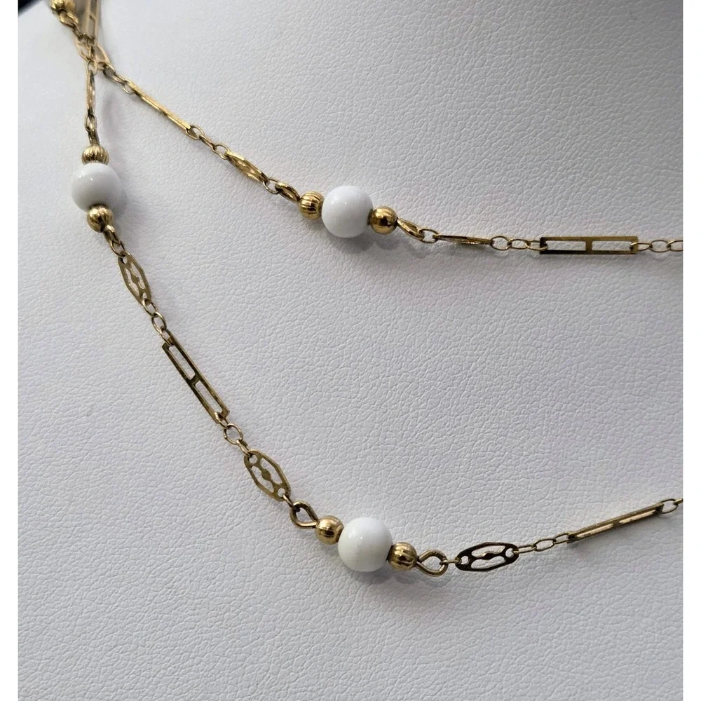 Vintage Monet Necklace Gold Tone Open Intricate Chain White‎ Beads Beaded 30